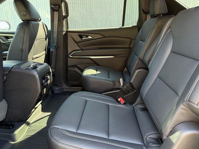 new 2026 Chevrolet Traverse car, priced at $46,675