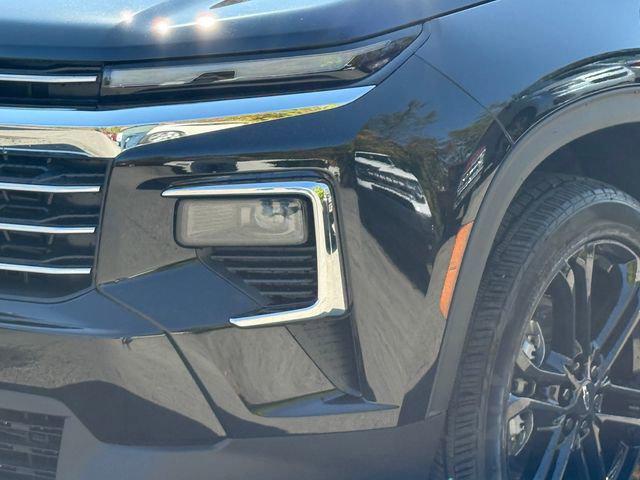 new 2026 Chevrolet Traverse car, priced at $46,675