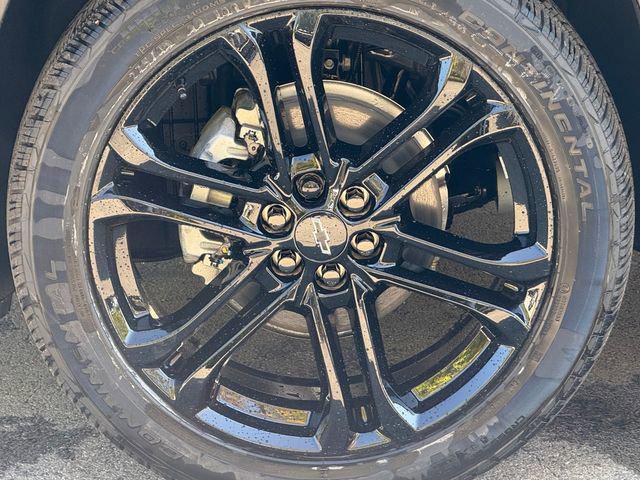 new 2026 Chevrolet Traverse car, priced at $46,675