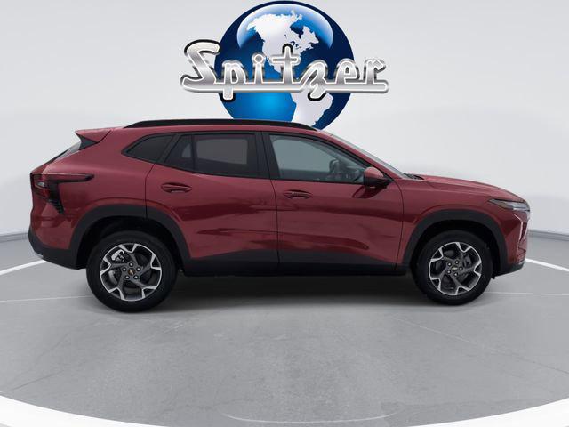 new 2026 Chevrolet Trax car, priced at $25,335