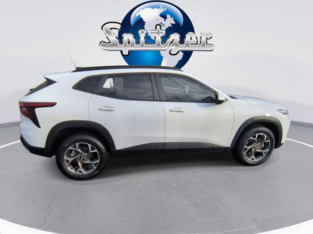 used 2024 Chevrolet Trax car, priced at $20,391