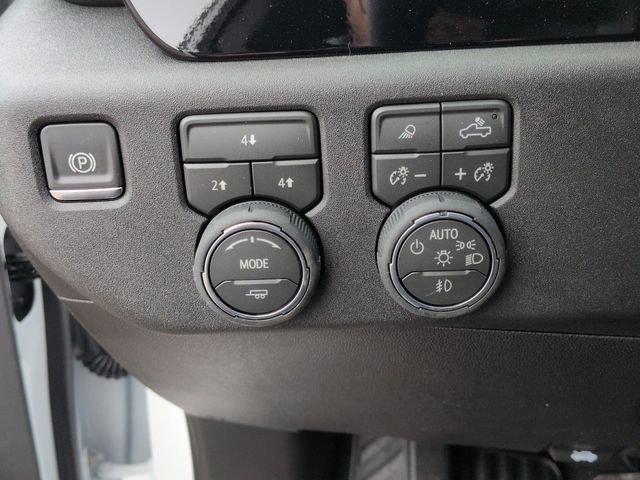 new 2026 Chevrolet Silverado 2500 car, priced at $68,050