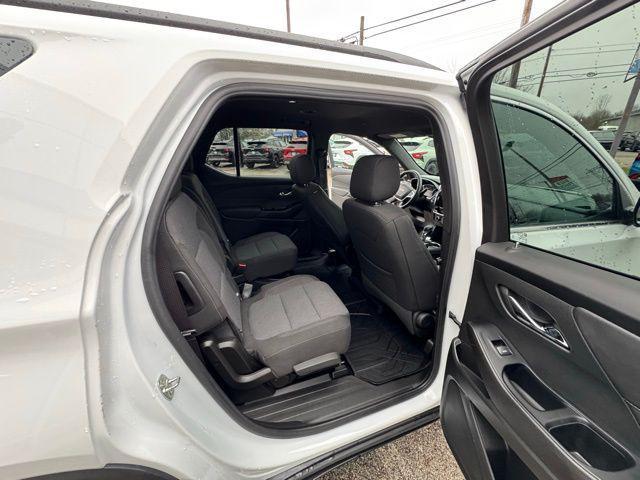 used 2023 Chevrolet Traverse car, priced at $26,559