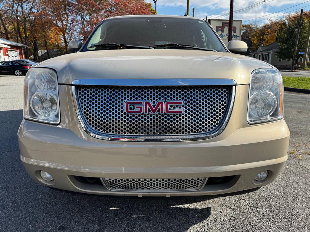 used 2009 GMC Yukon car, priced at $8,995
