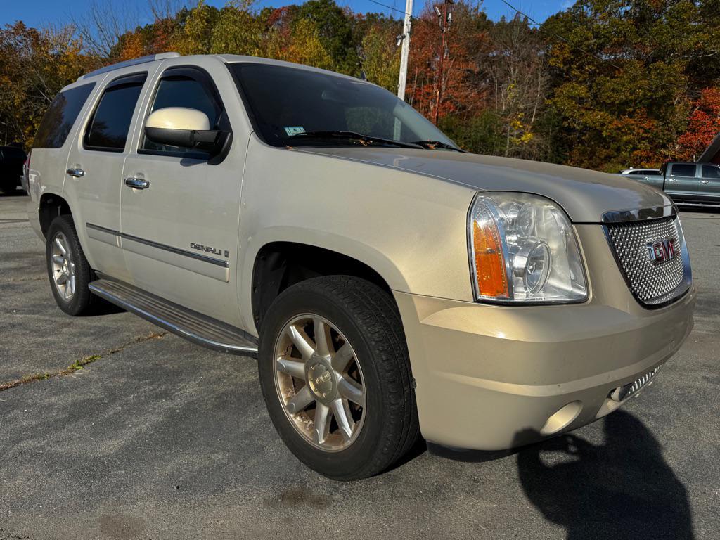 used 2009 GMC Yukon car, priced at $8,995