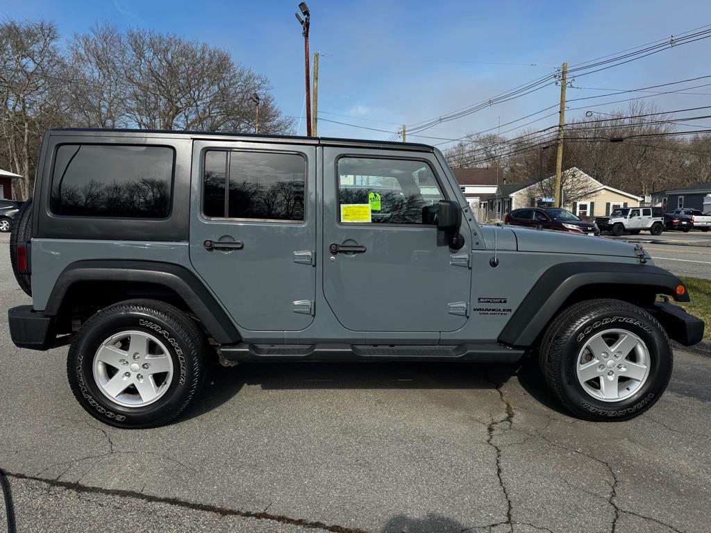 used 2014 Jeep Wrangler Unlimited car, priced at $19,995