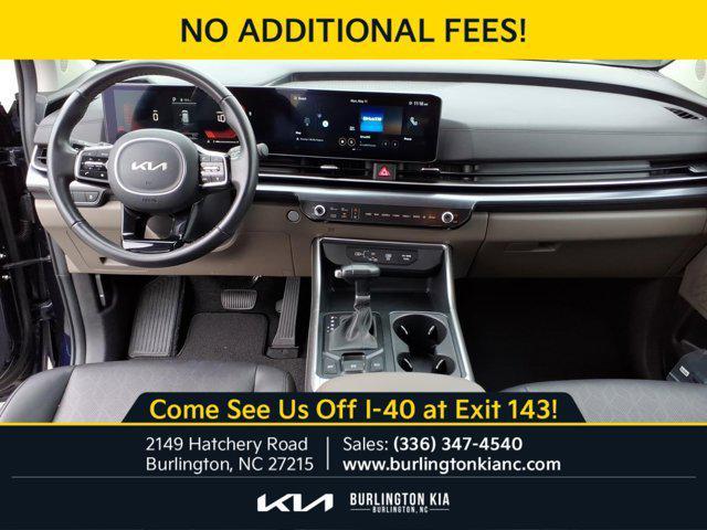 used 2025 Kia Carnival car, priced at $34,594