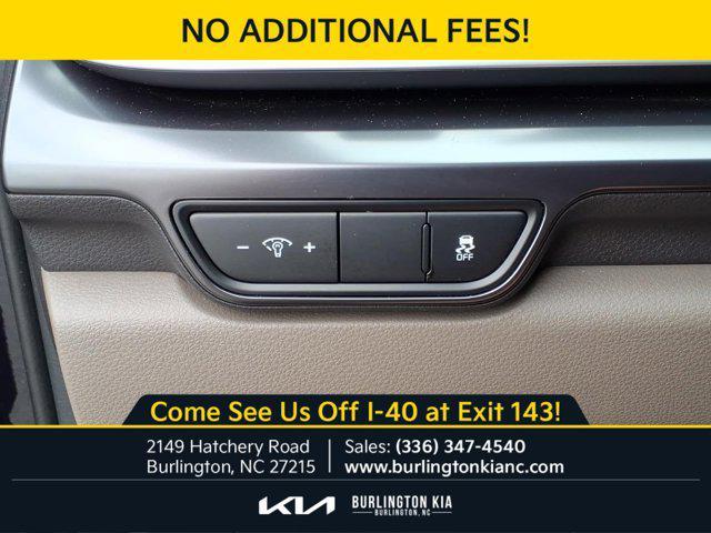 used 2025 Kia Carnival car, priced at $34,594