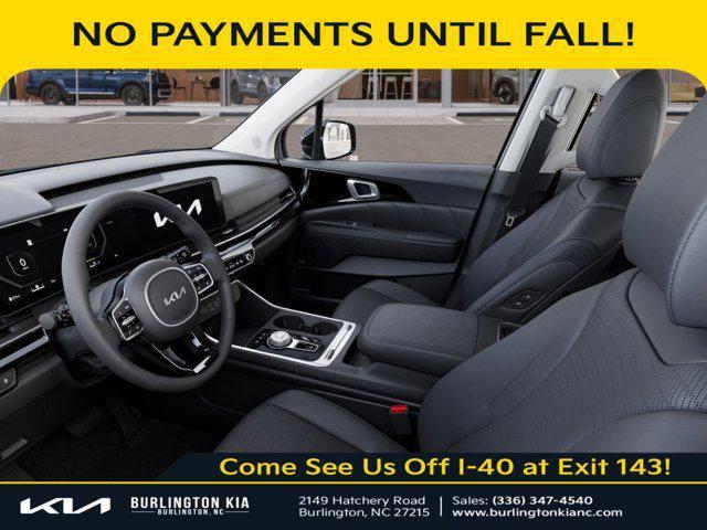 new 2026 Kia Carnival Hybrid car, priced at $52,625