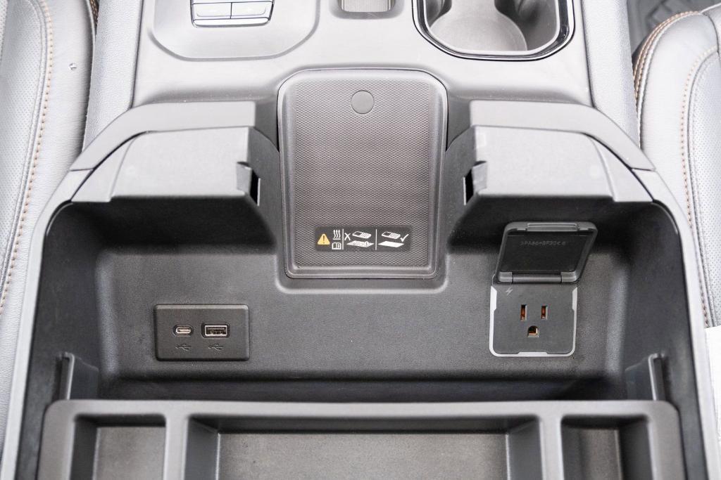 used 2023 GMC Sierra 1500 car, priced at $43,850