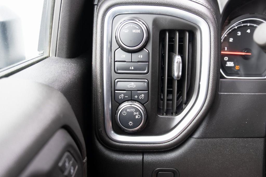 used 2021 Chevrolet Silverado 2500 car, priced at $40,185