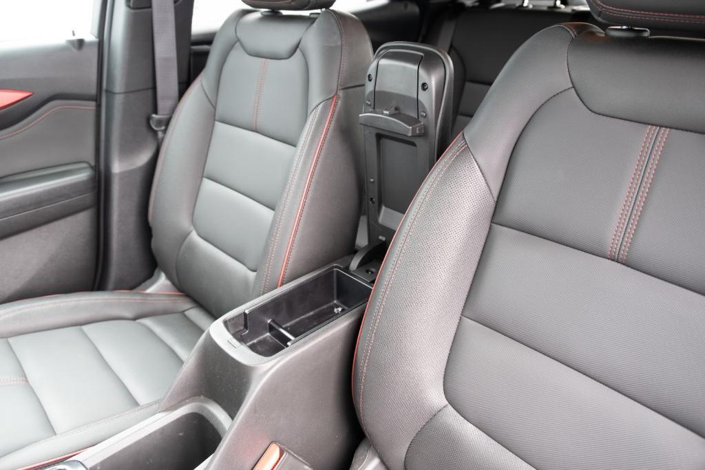 used 2026 Chevrolet TrailBlazer car, priced at $27,400