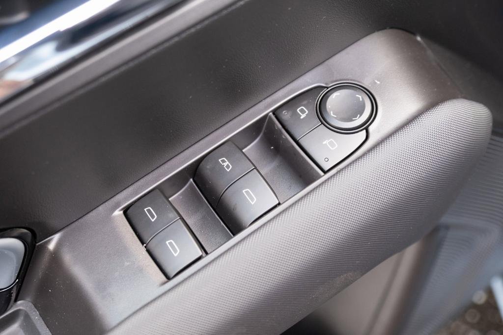 new 2026 Chevrolet Colorado car, priced at $45,935