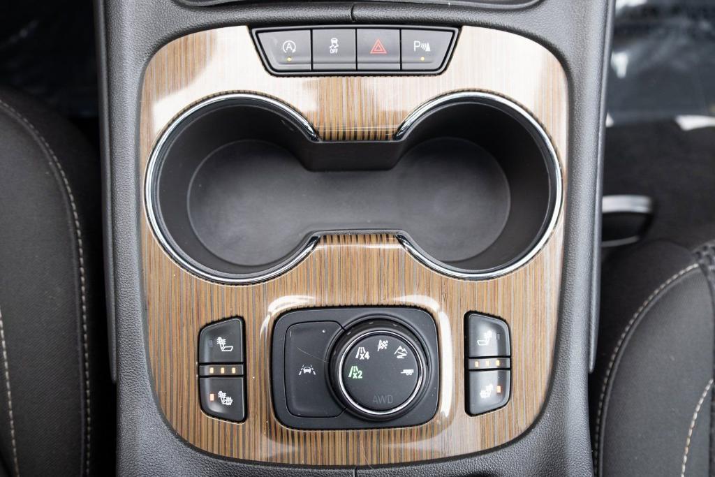 used 2022 GMC Acadia car, priced at $23,400