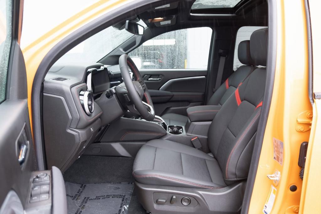 new 2025 Chevrolet Colorado car, priced at $44,115