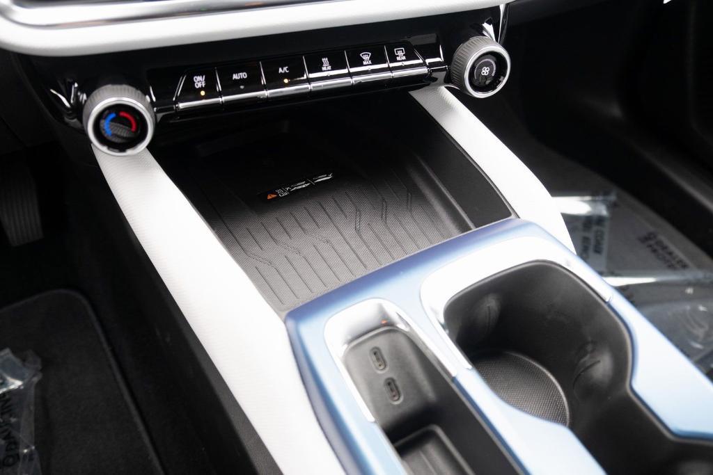 new 2026 Chevrolet Equinox EV car, priced at $37,095