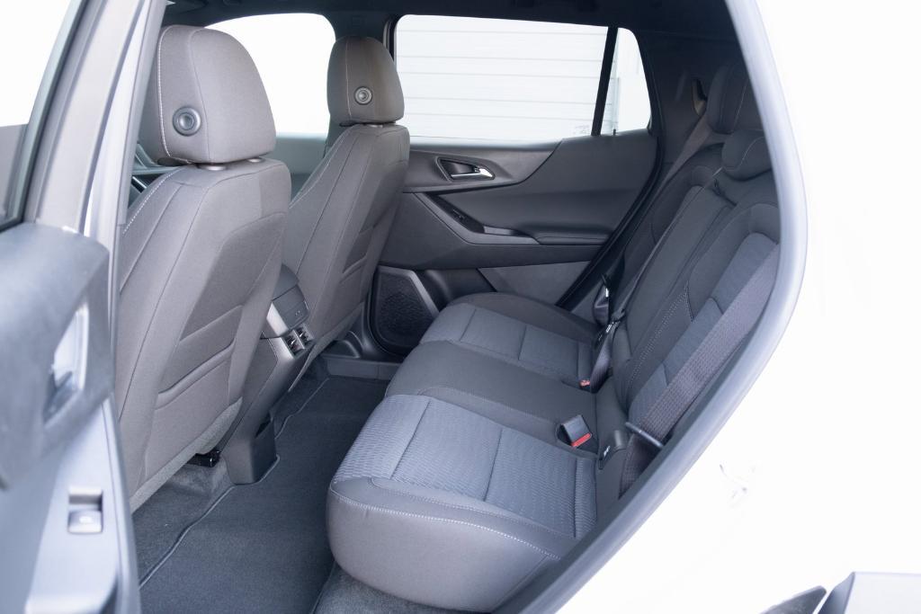 new 2026 Chevrolet Equinox car, priced at $29,125