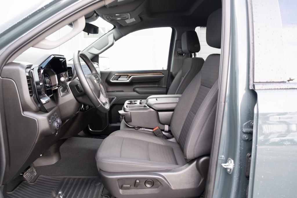 used 2025 Chevrolet Silverado 1500 car, priced at $45,500