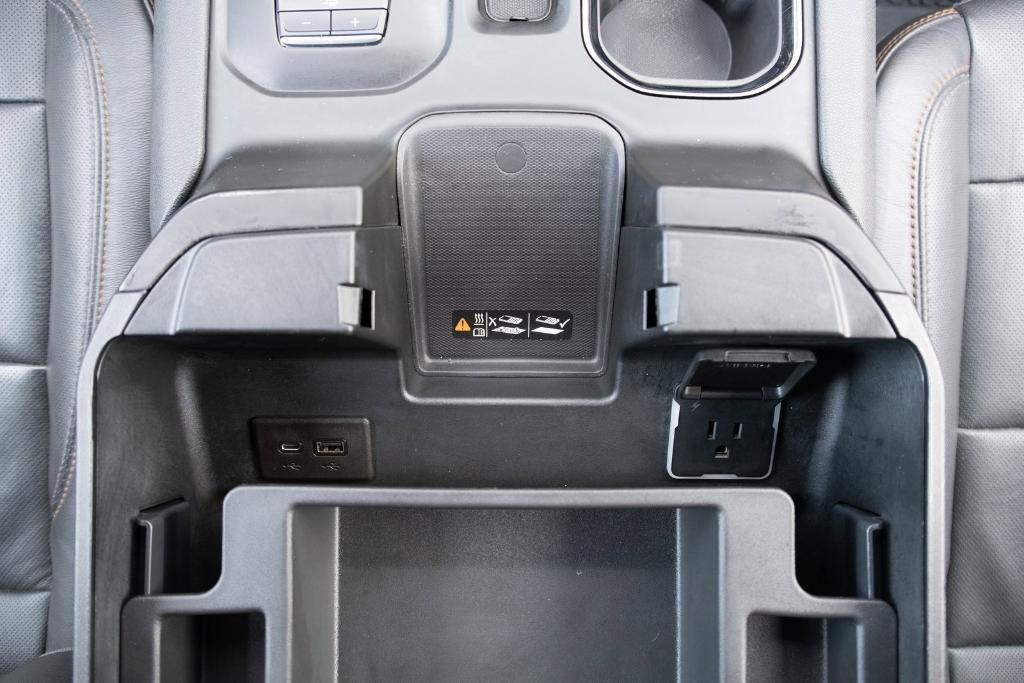 used 2023 GMC Sierra 1500 car, priced at $45,127