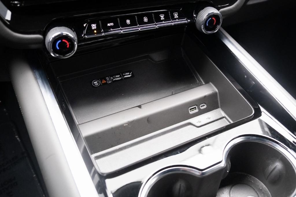 used 2025 Chevrolet Tahoe car, priced at $67,900