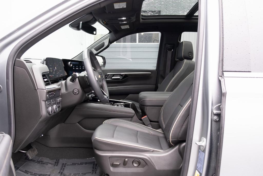 used 2025 Chevrolet Tahoe car, priced at $67,900