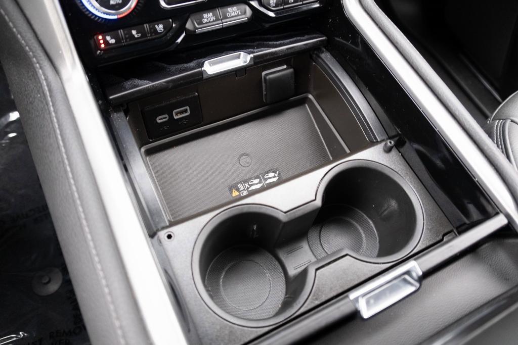 used 2024 GMC Yukon car, priced at $74,600