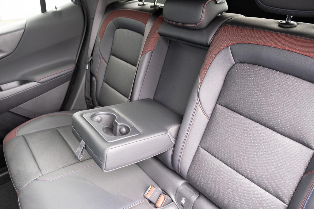 new 2026 Chevrolet Equinox car, priced at $37,240