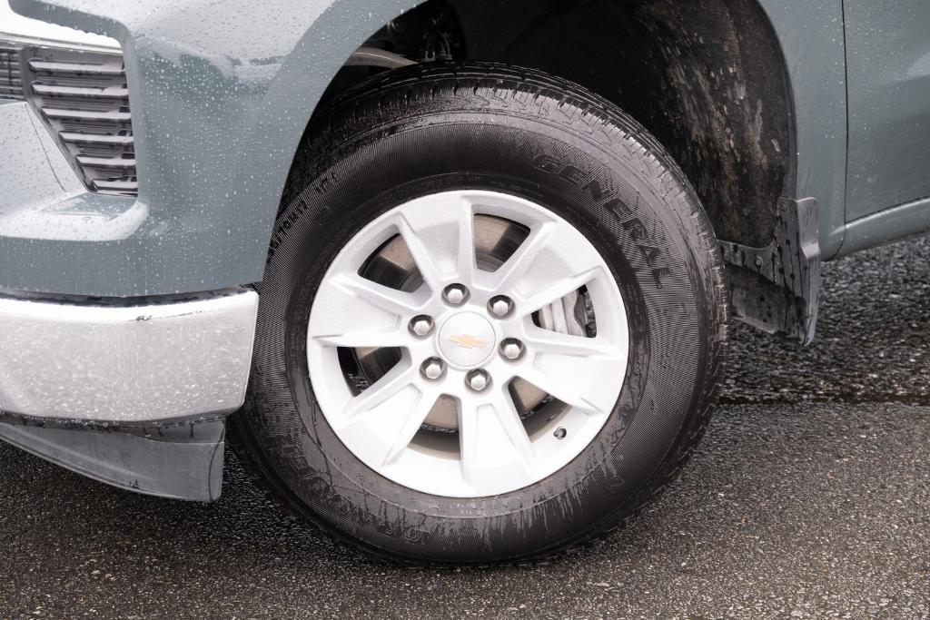 used 2025 Chevrolet Silverado 1500 car, priced at $41,985