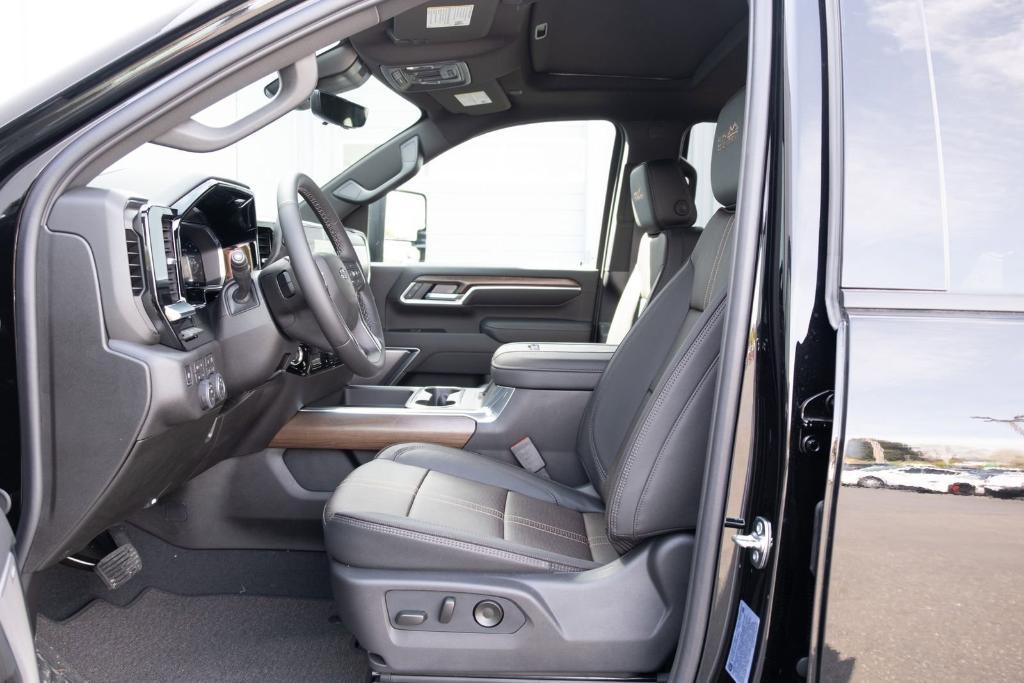 new 2026 Chevrolet Silverado 3500 car, priced at $89,250