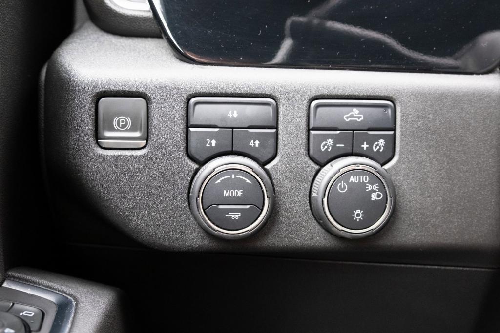 used 2024 Chevrolet Silverado 3500 car, priced at $55,191