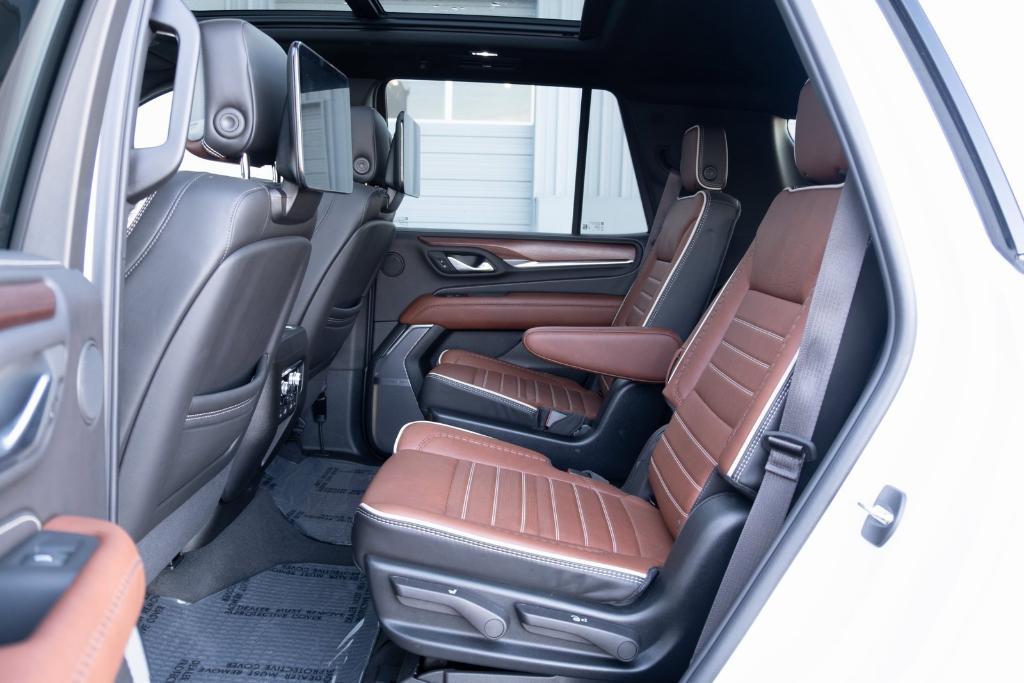 used 2024 GMC Yukon car, priced at $74,490