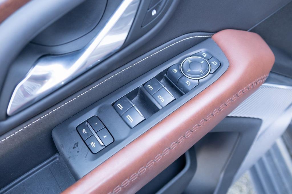 used 2024 GMC Yukon car, priced at $73,900