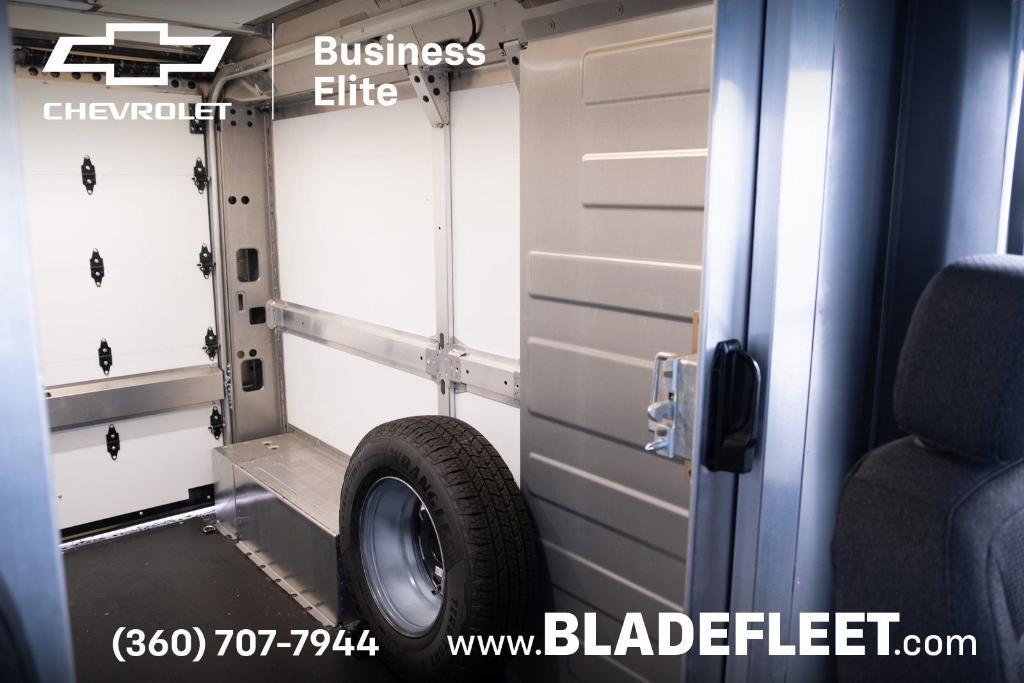 new 2025 Chevrolet BrightDrop 400 car, priced at $59,035