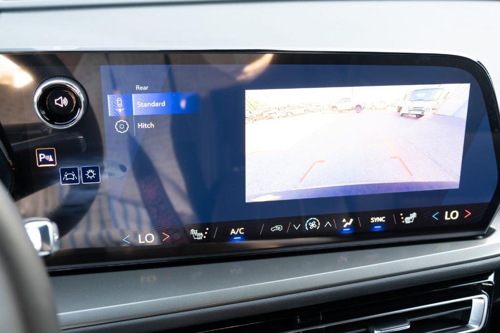 new 2026 Chevrolet Traverse car, priced at $44,975