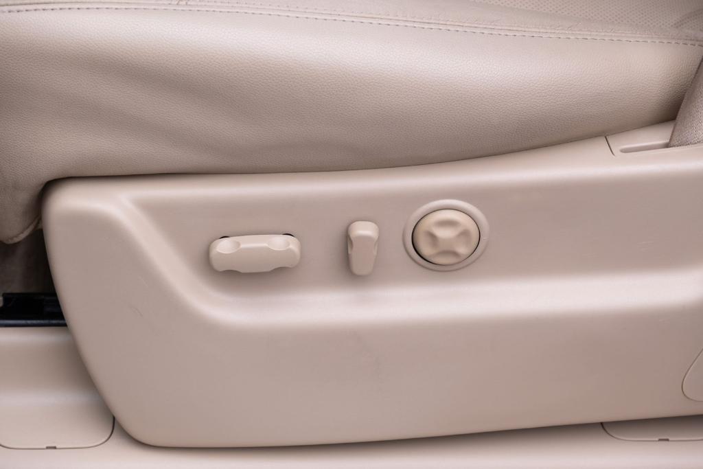 used 2014 Chevrolet Tahoe car, priced at $13,900