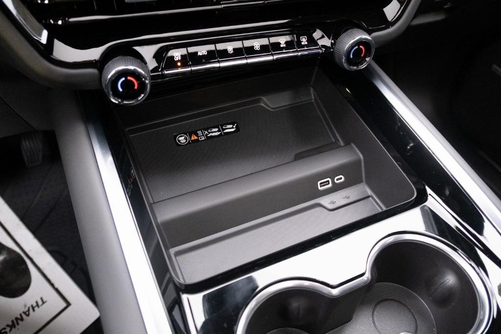 new 2026 Chevrolet Suburban car, priced at $92,235