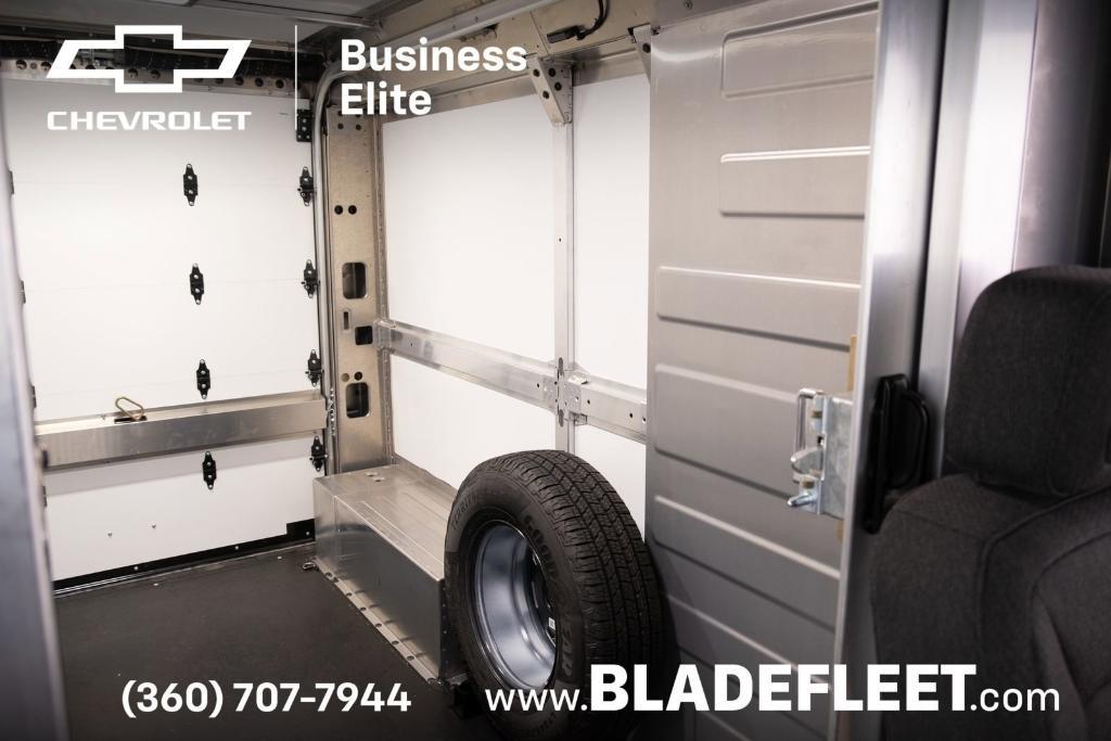 new 2025 Chevrolet BrightDrop 400 car, priced at $58,535