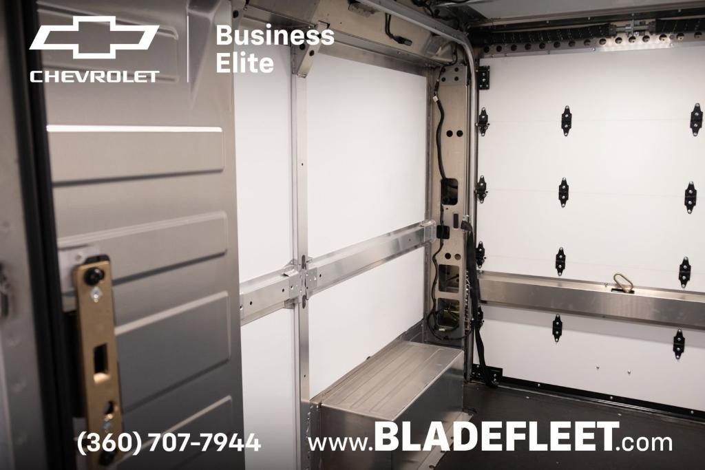 new 2025 Chevrolet BrightDrop 400 car, priced at $58,535