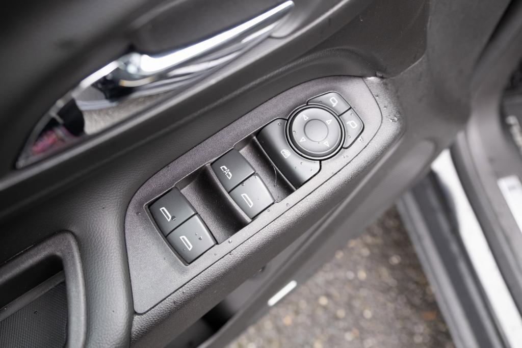 used 2018 Chevrolet Equinox car, priced at $17,500