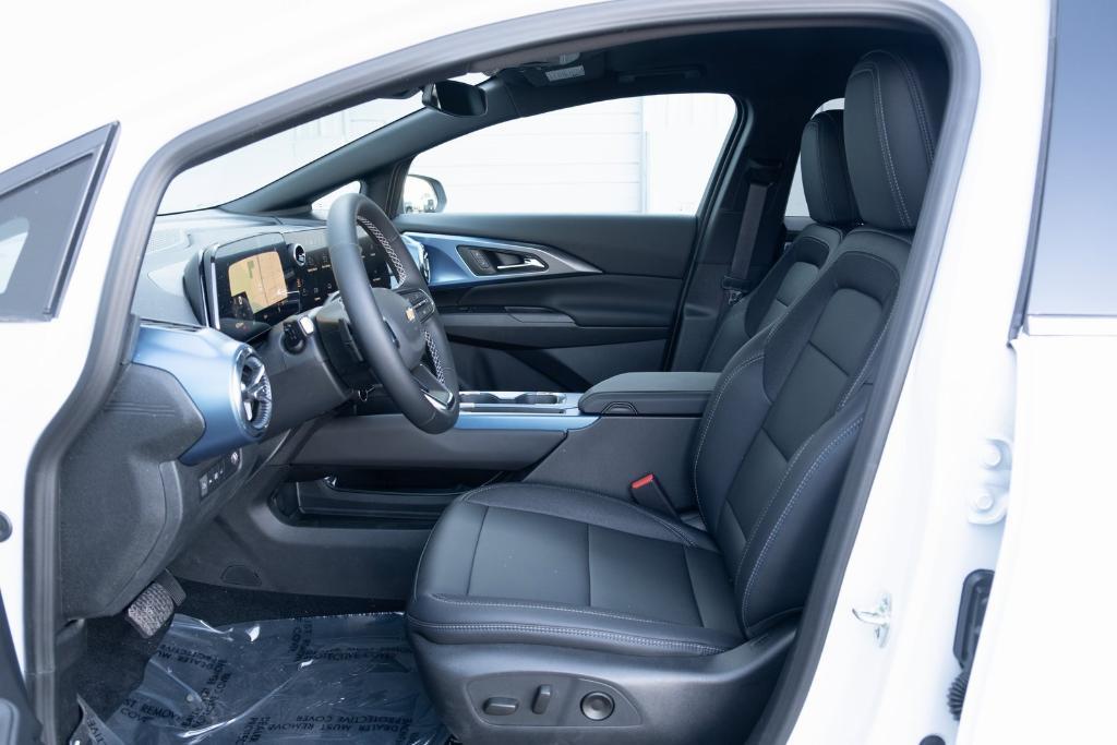 new 2026 Chevrolet Equinox EV car