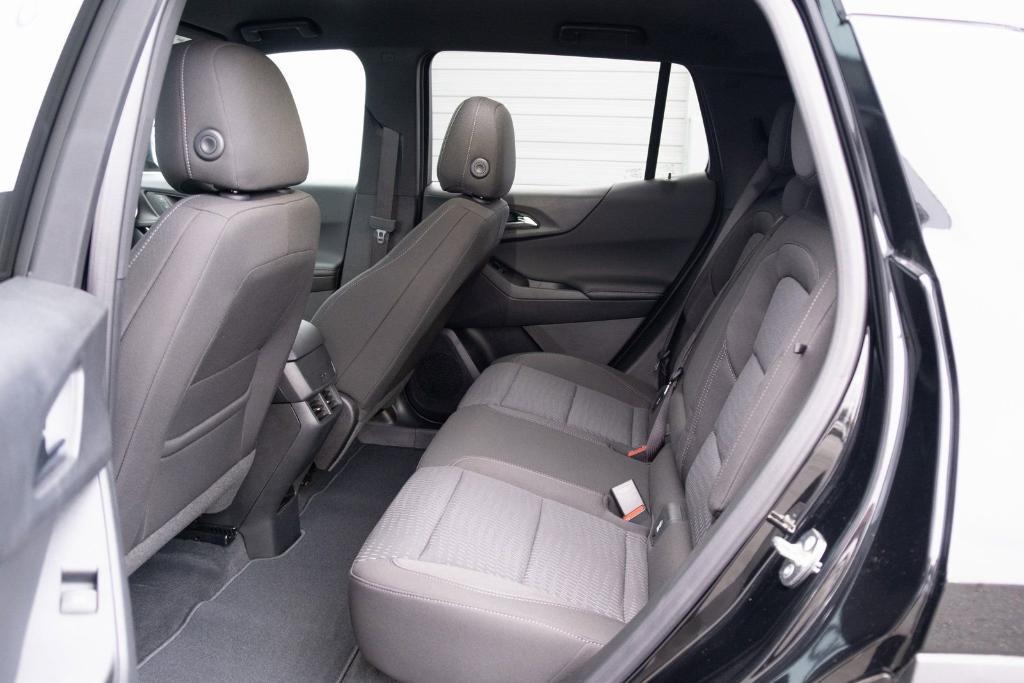 new 2026 Chevrolet Equinox car, priced at $30,695
