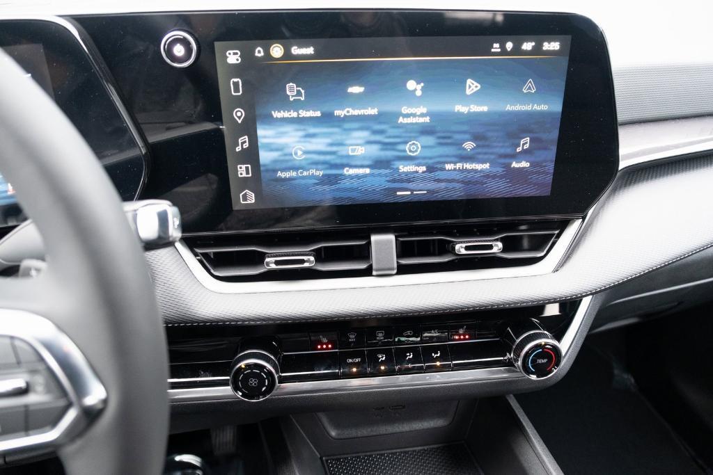 new 2026 Chevrolet Equinox car, priced at $30,495