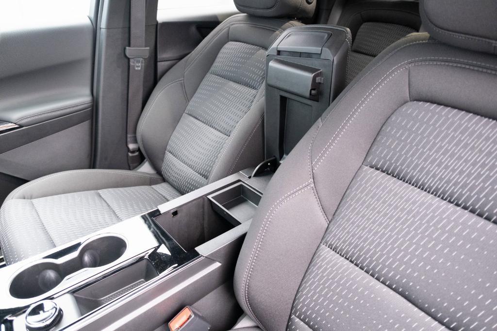 new 2026 Chevrolet Equinox car, priced at $30,495