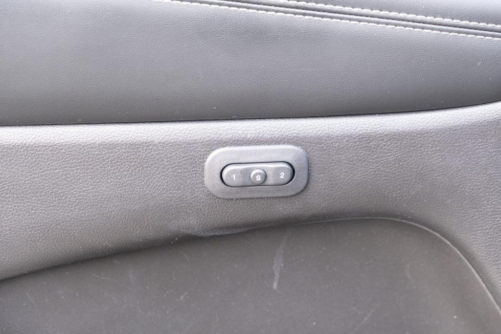 used 2021 Jeep Grand Cherokee car, priced at $27,500