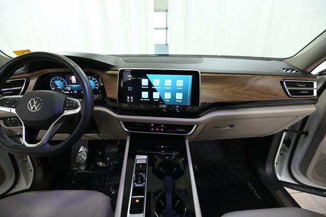 used 2024 Volkswagen Atlas car, priced at $27,990