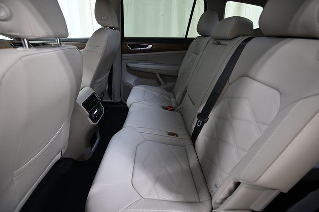 new 2026 Volkswagen Atlas car, priced at $46,534