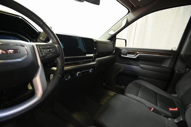 used 2022 GMC Sierra 1500 car, priced at $43,990
