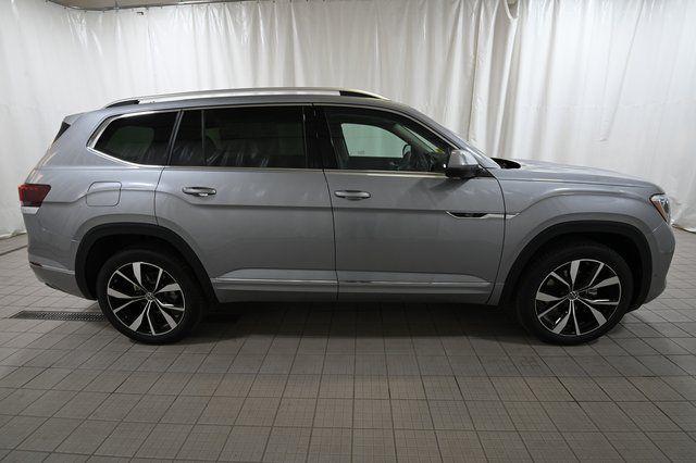 new 2026 Volkswagen Atlas car, priced at $56,185