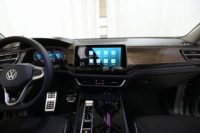 new 2026 Volkswagen Atlas car, priced at $56,185