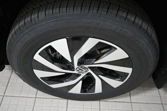 new 2025 Volkswagen Tiguan car, priced at $28,256